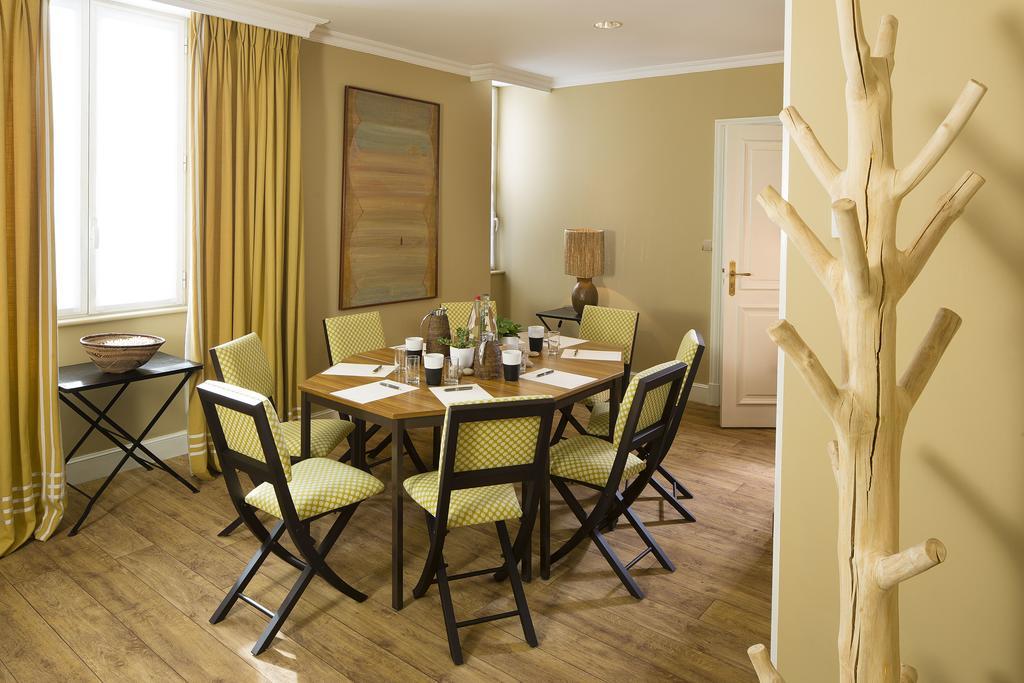 Angerville  Hotel De France מראה חיצוני תמונה